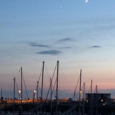 Au Coeur Du Marche 4 Etoiles Lejlighed Fécamp Eksteriør billede